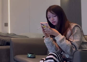 杏吧.今天约了个极品嫩妹18岁的含苞待放刚开苞的感觉-利普